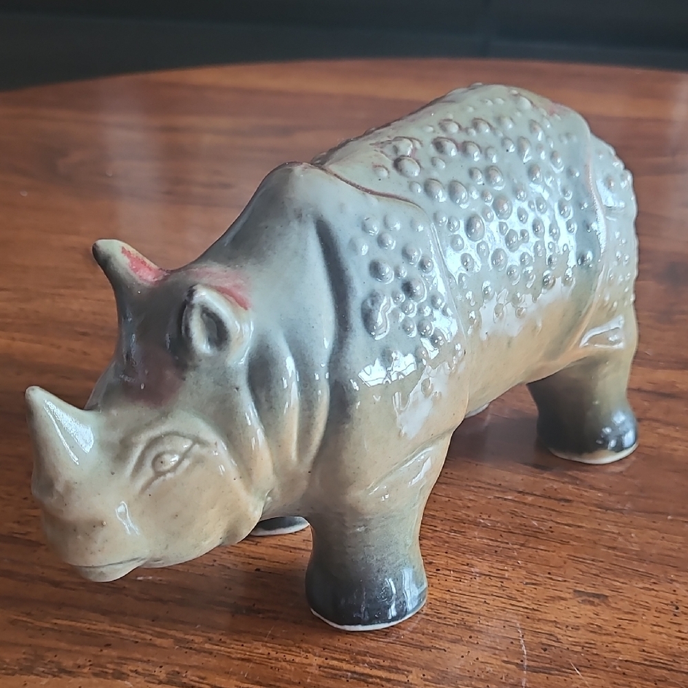 Artistic Ceramic Rhino Sculpture - Vintage Tasco 15/50 Limited (🛍6/$36)